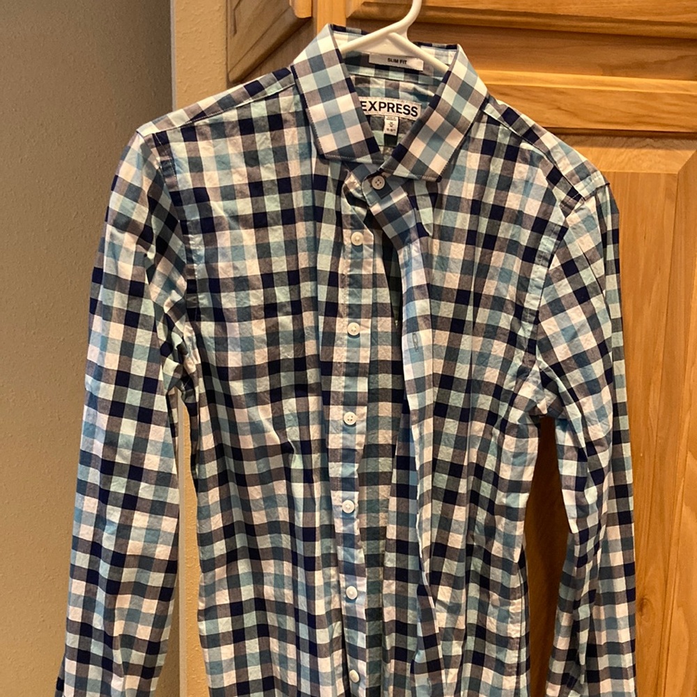 Express mens dress shirt. Blue checkered. 15-15.5 slim fit. Never worn.